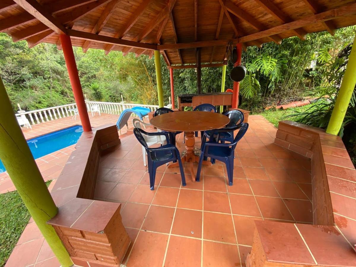 Finca Hotel La Bonita Guatape Ngoại thất bức ảnh