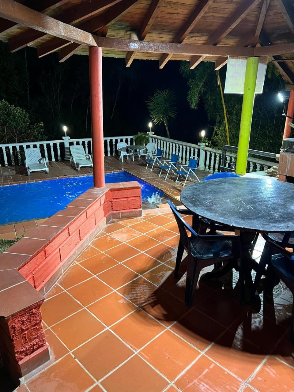 Finca Hotel La Bonita Guatape Ngoại thất bức ảnh