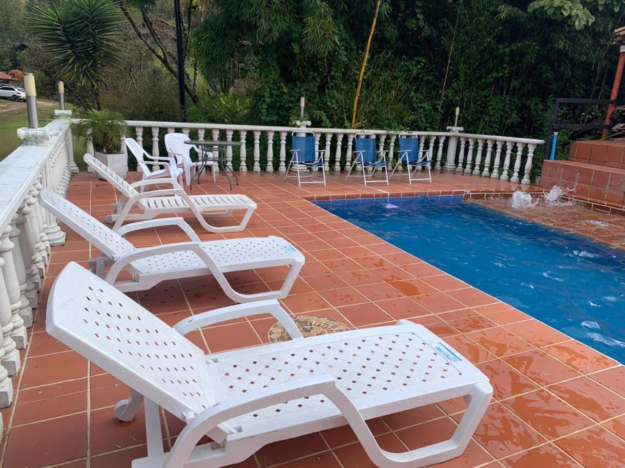 Finca Hotel La Bonita Guatape Ngoại thất bức ảnh